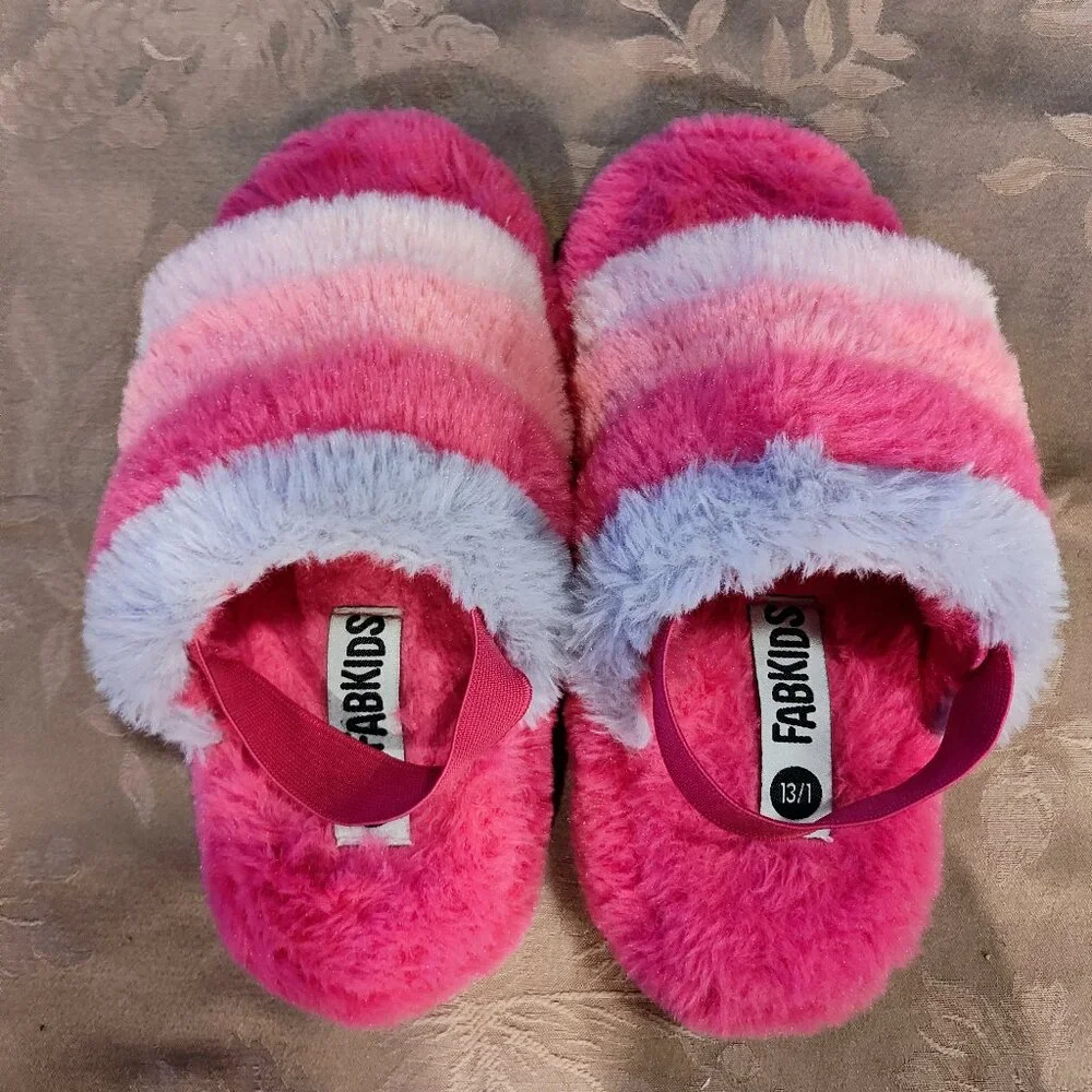FabKids Pink Fluffy Slippers, Size 13/1, Gently Used